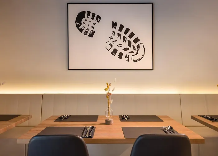 Hotel Mooons 4*
